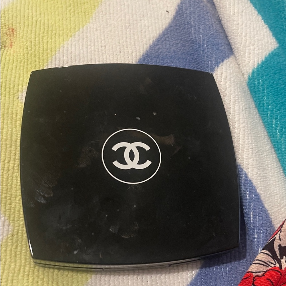 CHANEL Blush Quad - Warm Hues - Picture 2 of 3